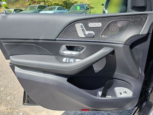 New 2026 Mercedes-Benz GLS 450 4MATIC image 28