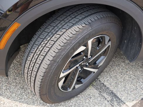 Certified 2023 Kia Sportage LX AWD/4WD image 13