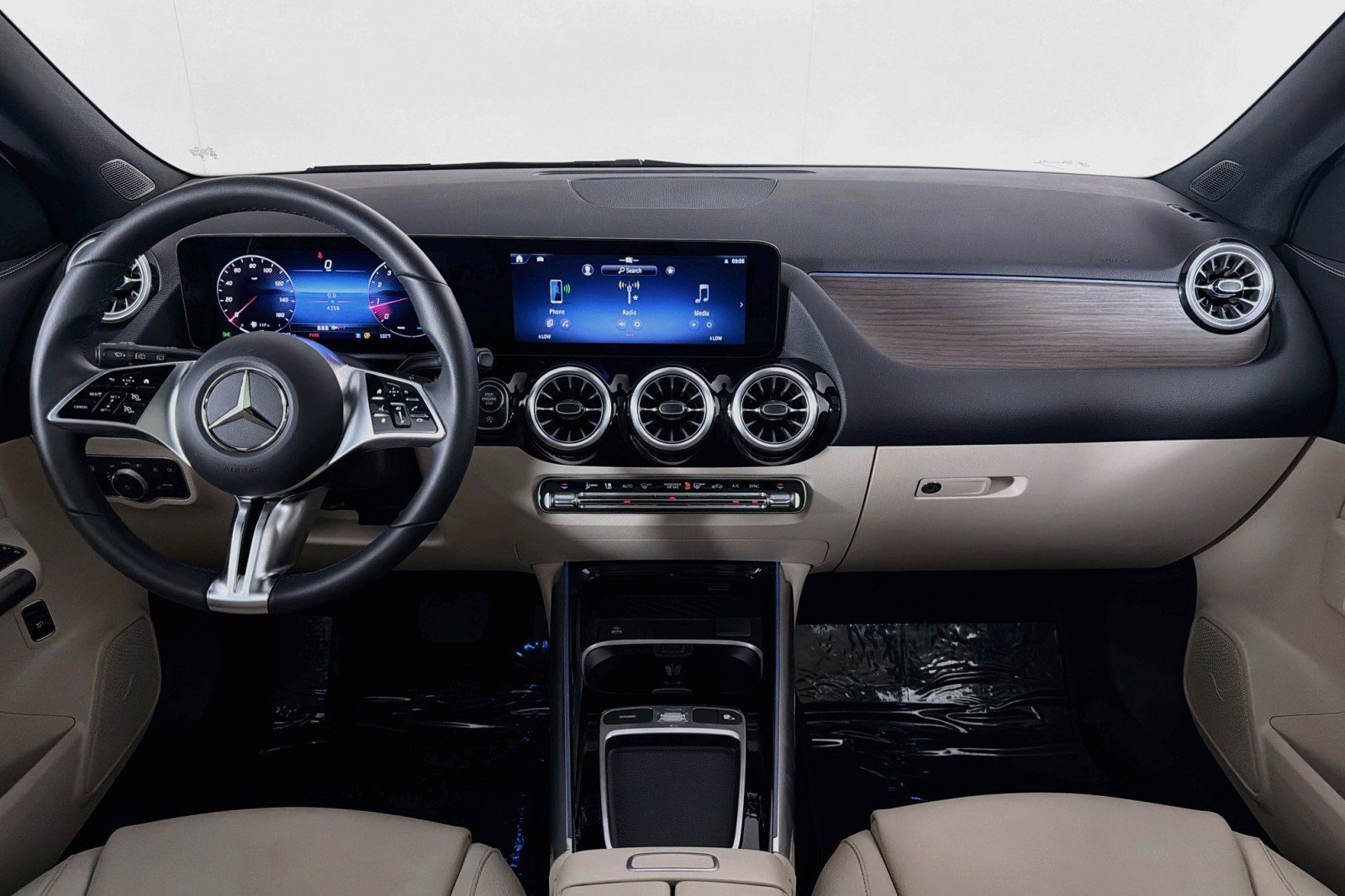 Certified 2026 Mercedes-Benz GLA 250 image 5