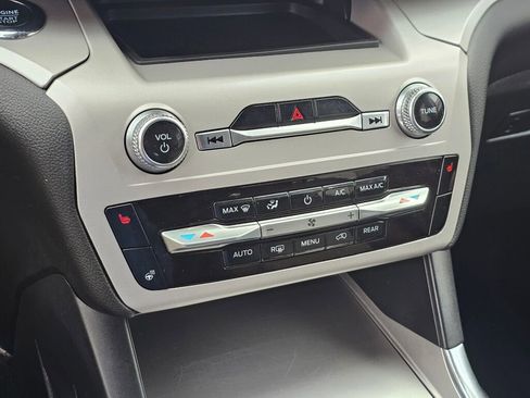 Certified 2024 Ford Explorer XLT w/ Equipment Group 202A image 29