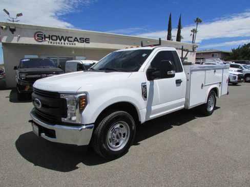 Used 2019 Ford F350 XL w/ XL Value Package RWD image 4