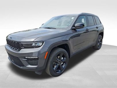 New 2025 Jeep Grand Cherokee Limited w/ Black Appearance Package