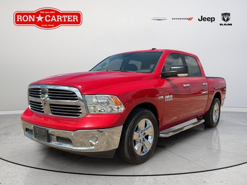 Used 2017 RAM 1500 Lone Star RWD image 3