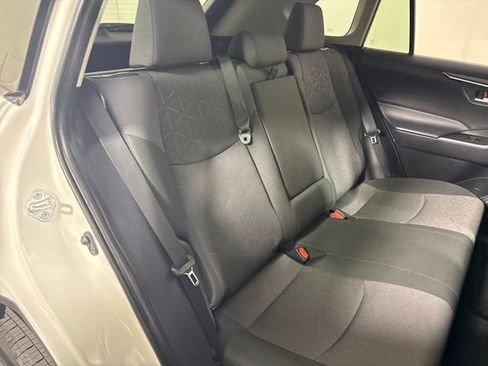 Used 2025 Toyota RAV4 XLE AWD/4WD image 49