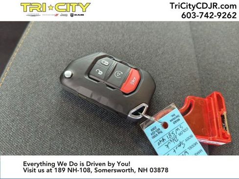 New 2025 Jeep Wrangler Sport S image 30