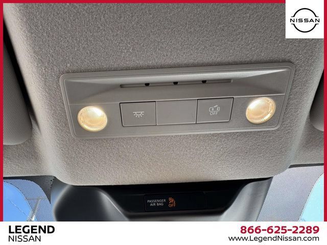 Certified 2025 Nissan Kicks SV AWD/4WD image 31