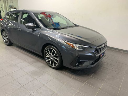 Used 2024 Subaru Impreza 2.0i Sport image 2