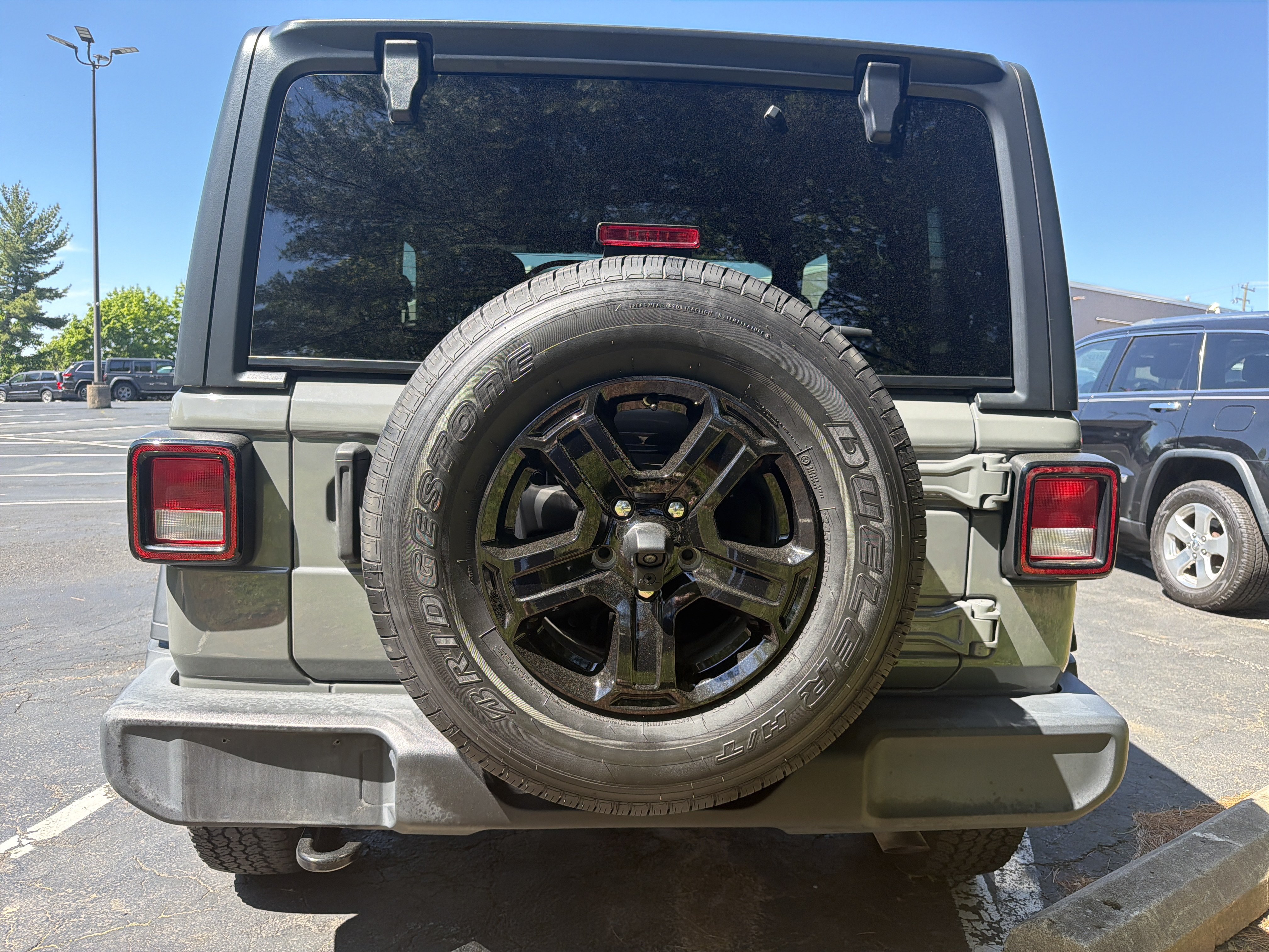 Used 2021 Jeep Wrangler Sport AWD/4WD image 6