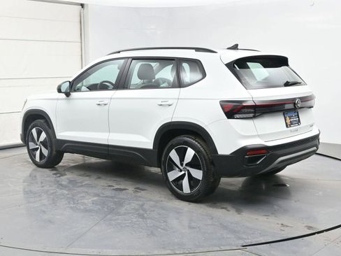 Used 2025 Volkswagen Taos S image 21