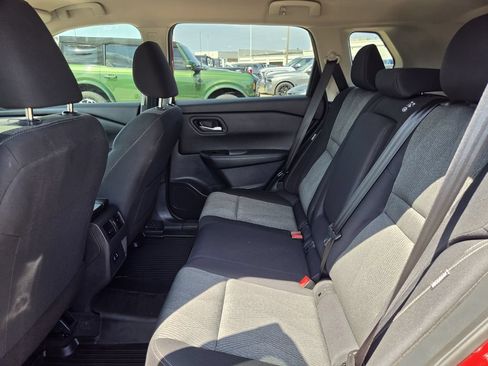 Used 2026 Nissan Rogue SV w/ Cold Weather Package FWD image 28