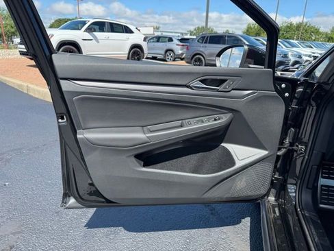 New 2025 Volkswagen GTI SE image 13