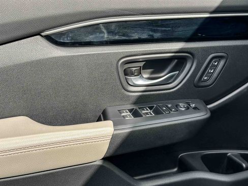 Certified 2026 Honda Passport RTL image 16