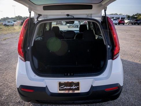Used 2021 Kia Soul S image 27