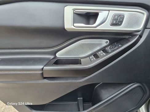 Used 2020 Ford Explorer ST w/ Premium Technology Package image 13