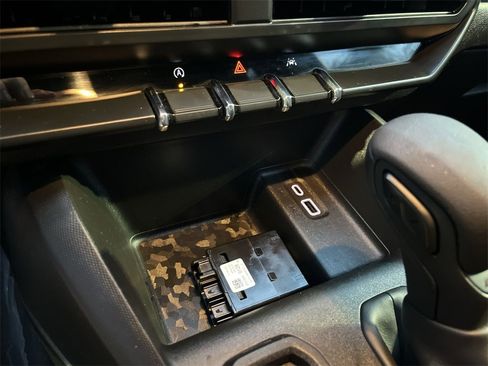 Used 2023 Chevrolet Colorado W/T w/ WT Convenience Package II image 32