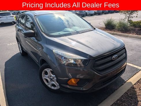 Used 2019 Ford Escape S FWD image 3
