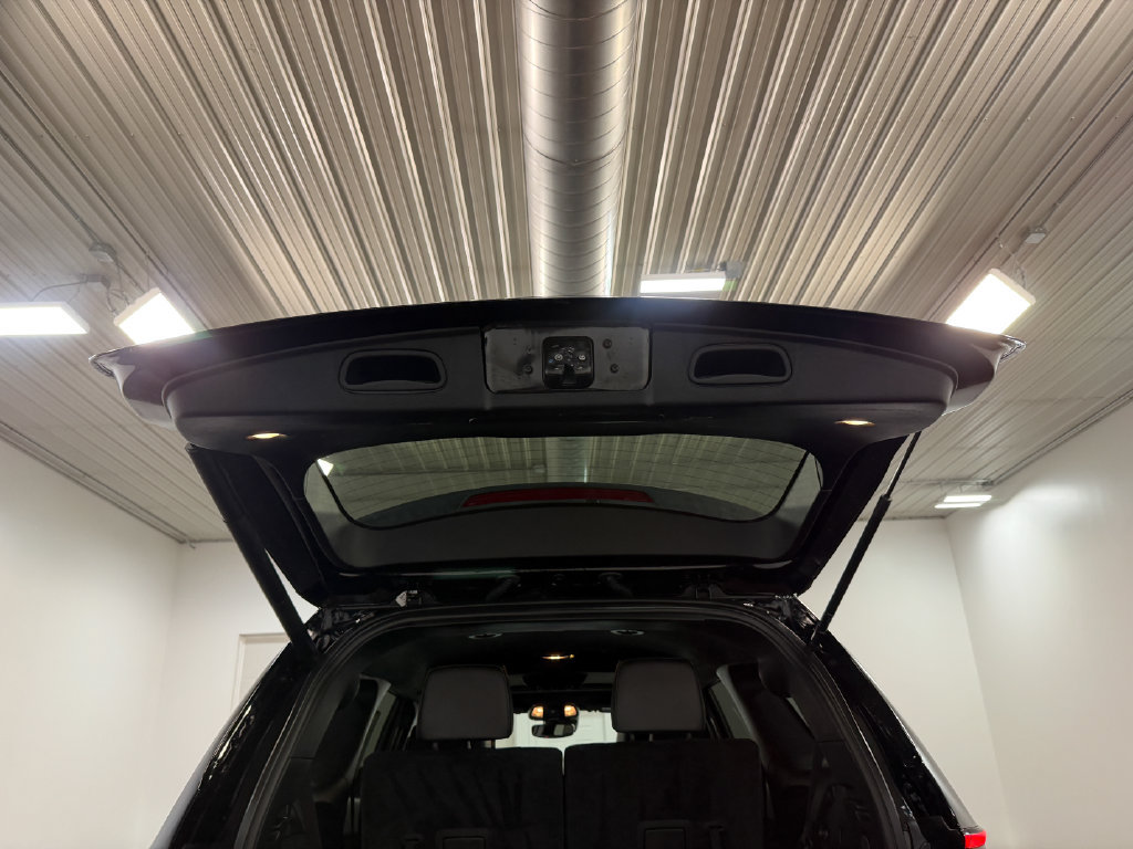 Used 2023 Dodge Durango R/T AWD/4WD image 76