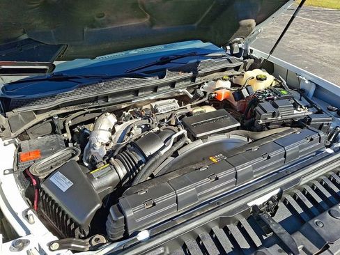 Used 2021 Chevrolet Silverado 2500 High Country w/ Z71 Off-Road Package image 31