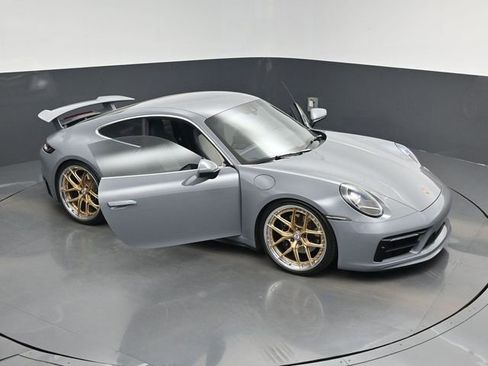 Used 2024 Porsche 911 Carrera S RWD image 19