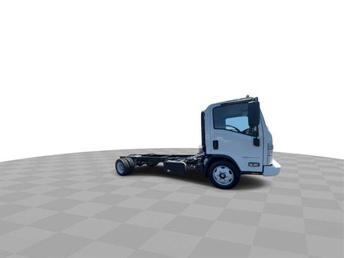 New 2024 Chevrolet Low Cab Forward 5500XD image 9