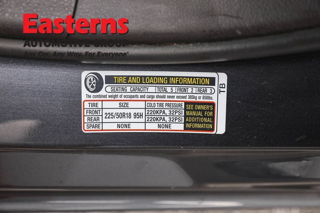 Used 2015 Acura TLX w/ Technology Package FWD image 37