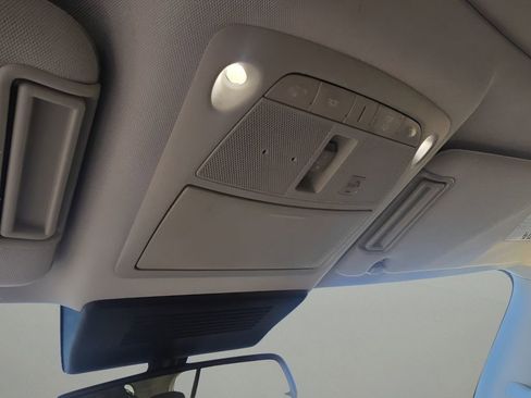 Used 2021 Nissan Armada SL w/ Captain's Chairs Package image 25