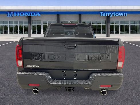 New 2026 Honda Ridgeline Black Edition image 4