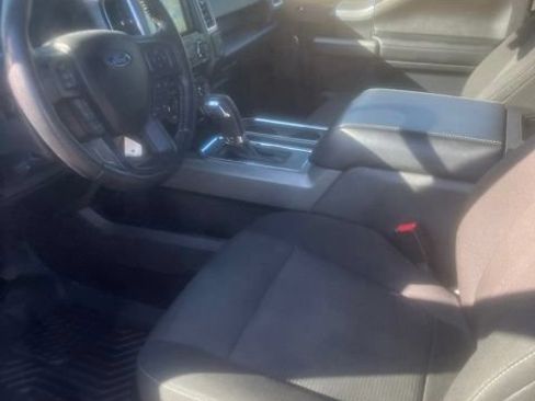 Used 2017 Ford F150 XLT w/ Equipment Group 302A Luxury AWD/4WD image 11