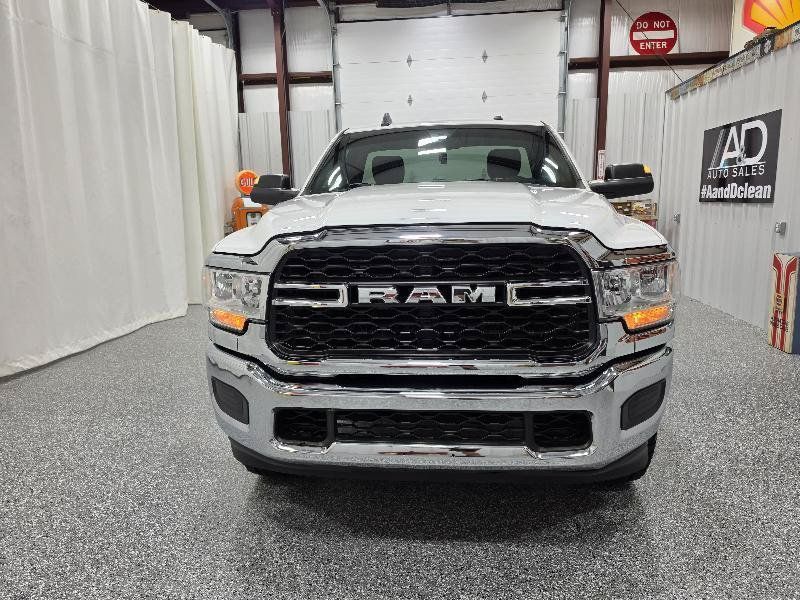 Used 2022 RAM 2500 Tradesman AWD/4WD image 2