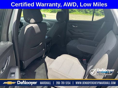 Used 2023 Chevrolet Traverse LT w/ Midnight/Sport Edition AWD/4WD image 11