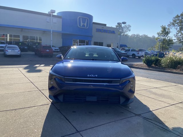 Used 2025 Kia K4 FWD image 3