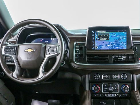 Used 2024 Chevrolet Tahoe LT w/ LT Signature Package RWD image 18