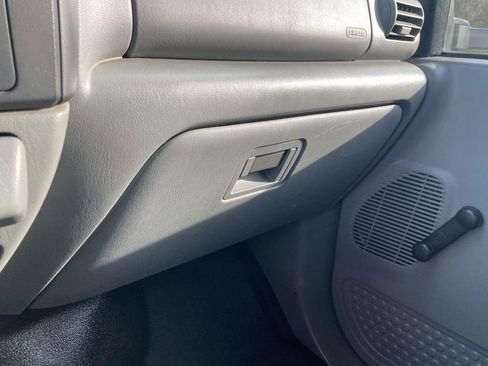 Used 2007 Ford F350 XL image 26