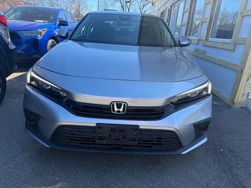 Used 2024 Honda Civic EX image 2