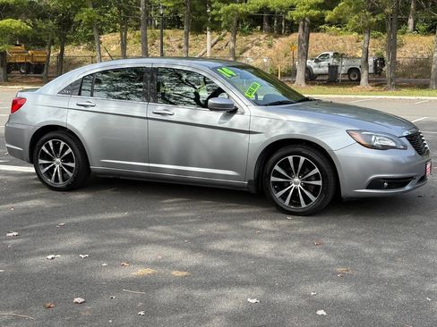 Used 2014 Chrysler 200 Touring w/ 200 S Group image 3