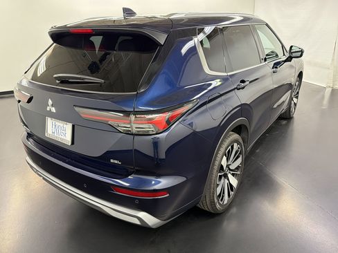 Used 2025 Mitsubishi Outlander SEL FWD image 9