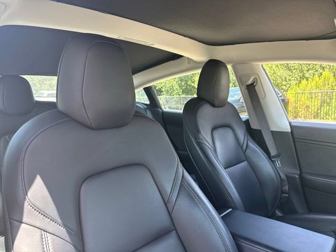 Used 2018 Tesla Model 3 Long Range RWD image 11
