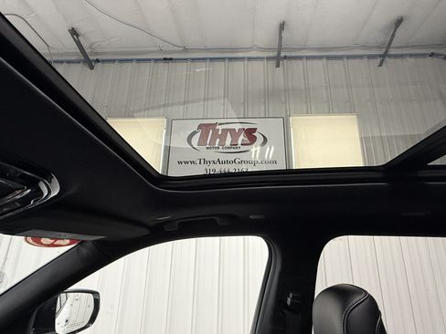 Used 2023 Jeep Grand Cherokee L Overland AWD/4WD image 21