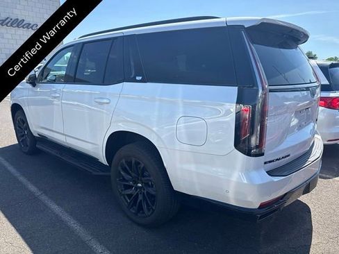 Certified 2024 Cadillac Escalade Sport Platinum w/ LPO, ONYX Package AWD/4WD image 4