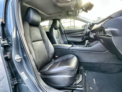 Used 2025 MAZDA MAZDA3 2.5 Turbo Sedan w/Premium Plus image 20