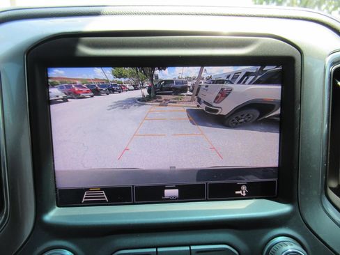 Used 2020 Chevrolet Silverado 1500 RST AWD/4WD image 30