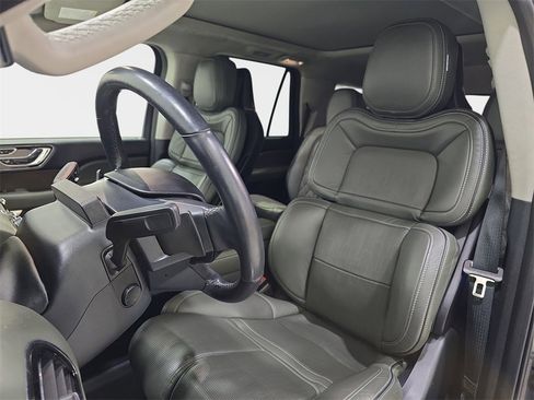 Used 2022 Lincoln Navigator Black Label image 16