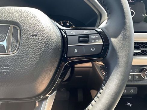 New 2026 Honda HR-V EX-L image 13