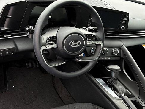 New 2026 Hyundai Elantra SE w/ Cargo Package image 6