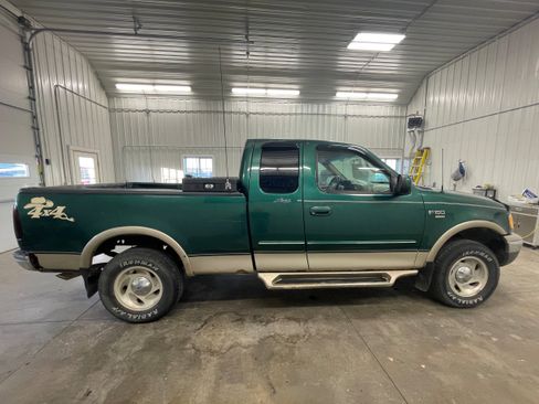 Used 1999 Ford F150 XLT image 6