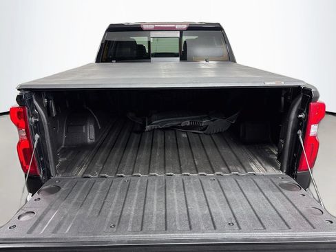 Used 2019 Chevrolet Silverado 1500 LTZ w/ LTZ Premium Package AWD/4WD image 31