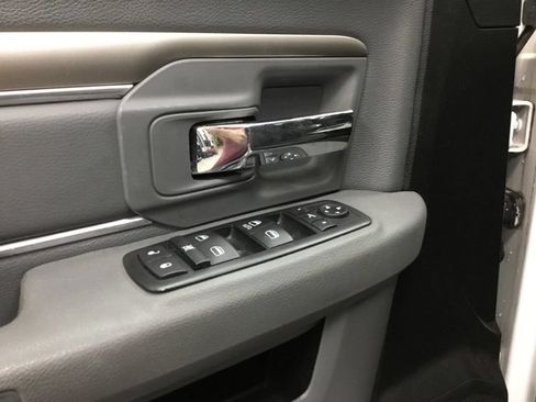 Used 2015 RAM 1500 Big Horn AWD/4WD image 6