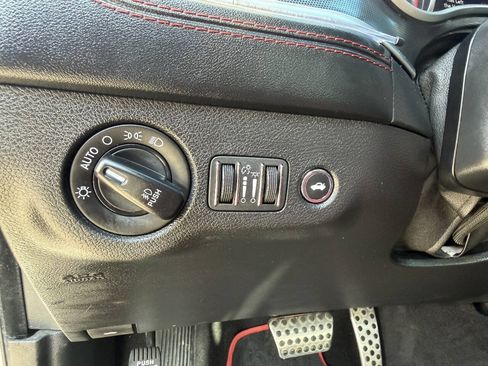 Used 2019 Dodge Charger Scat Pack w/ Plus Group RWD image 14