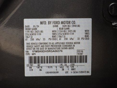 Used 2024 Ford Explorer XLT image 24