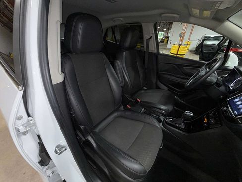 Used 2018 Buick Encore Preferred FWD image 15